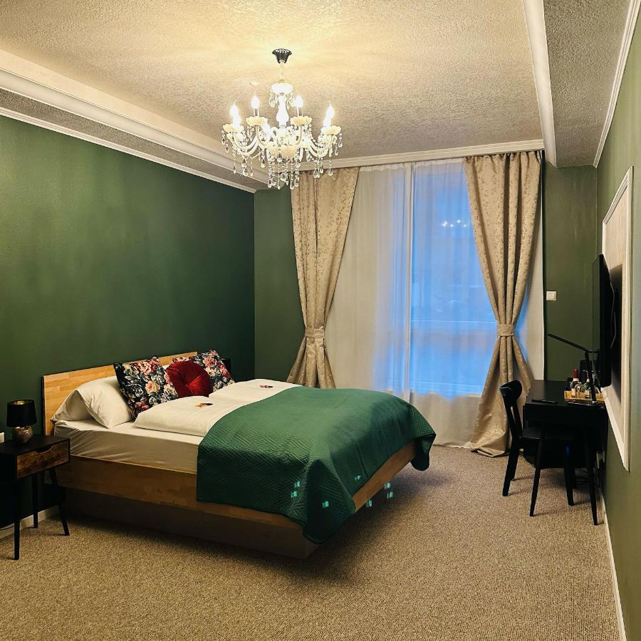 Hotel Residenz Luxury Apartments Метцинген Экстерьер фото