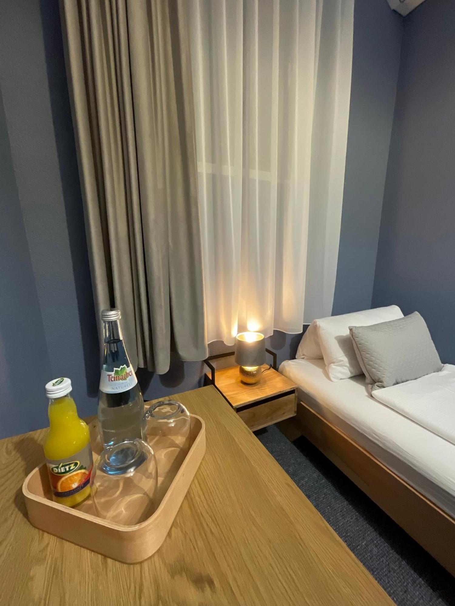 Hotel Residenz Luxury Apartments Метцинген Экстерьер фото